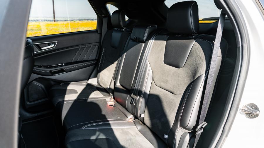 Интерьер Ford Edge ST 2018 года  (NA) (фото 39 из 40)
